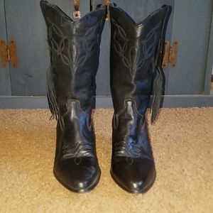 Vintage Laredo boots w/fringe